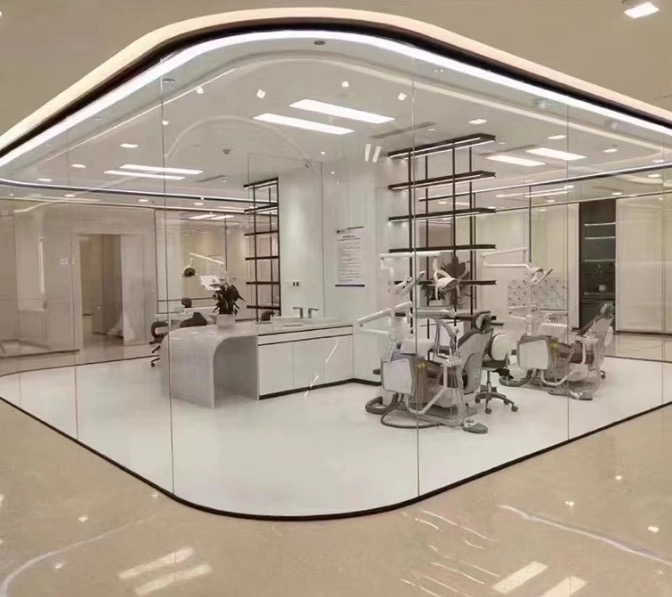 современное изогнутое закаленное стекло