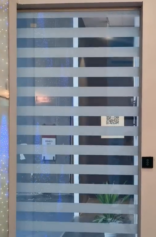 Регулируемая жалюзи SmartShade для «умных» окон