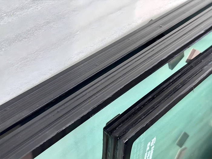 Полое огнеупорное стекло 