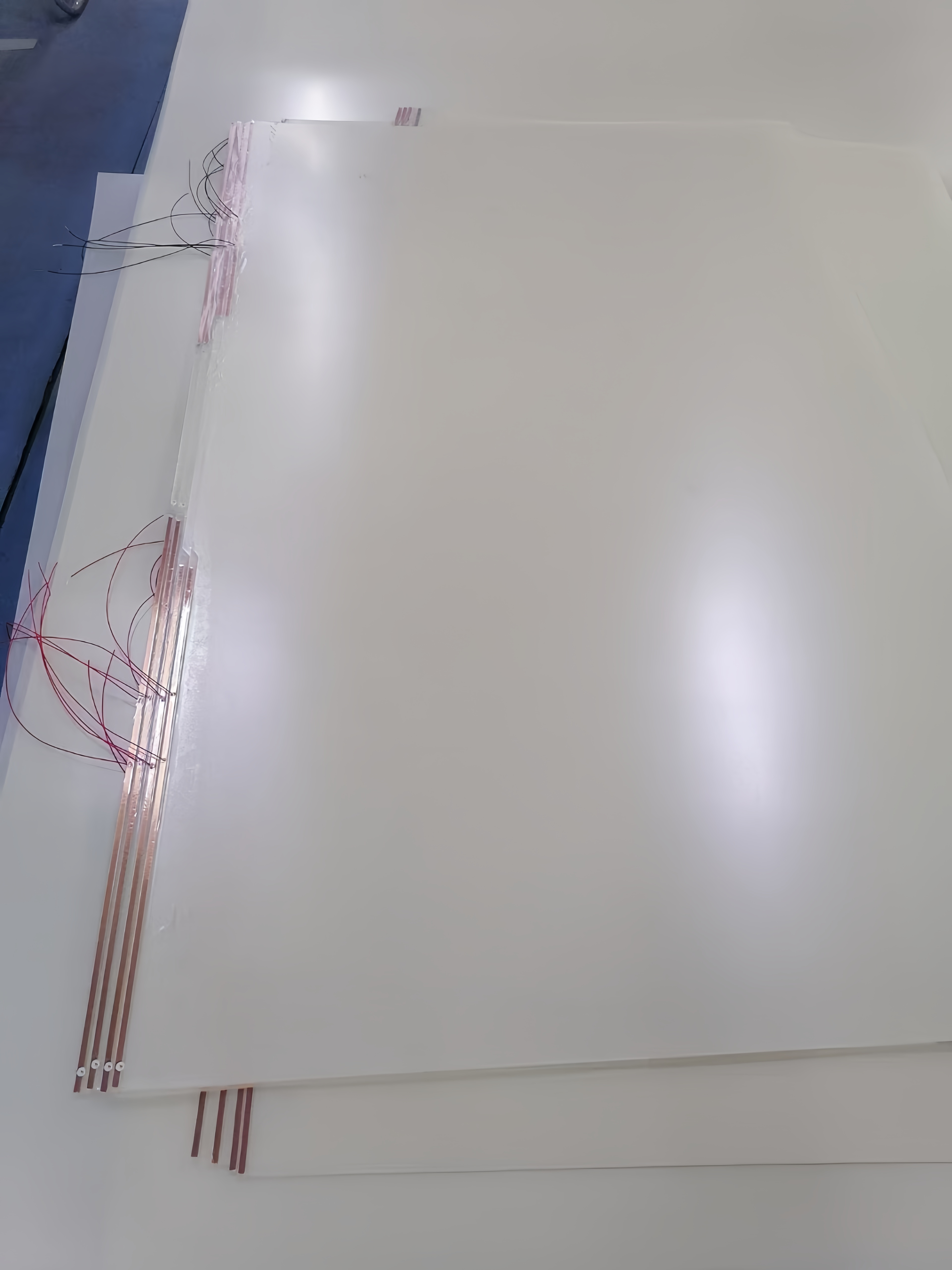 Создание интеллектуальной тонкой пленки Pdlc сверхвысокой четкости с интеллектуальным затемнением, безопасная термостойкая оконная пленка