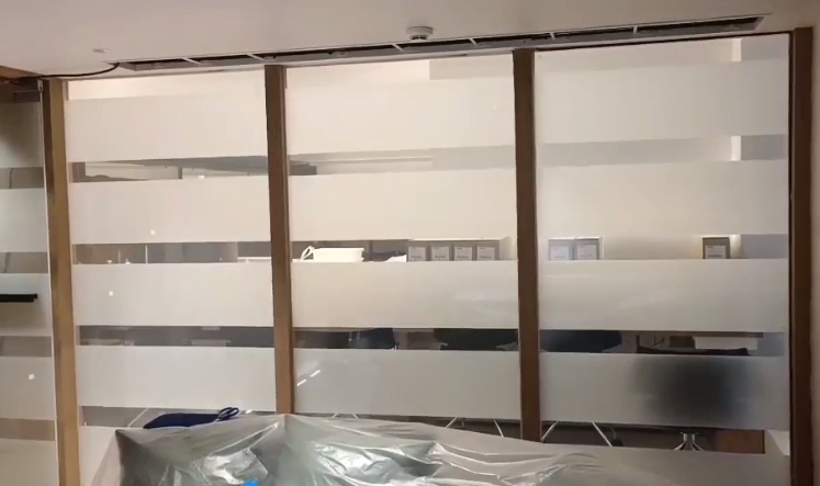 Жалюзи для динамического управления светом, энергоэффективное затемнение